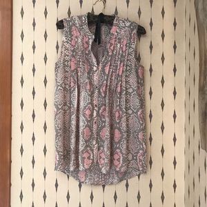 Daniel Rainn Pink Gray reptile print sleevelesstop